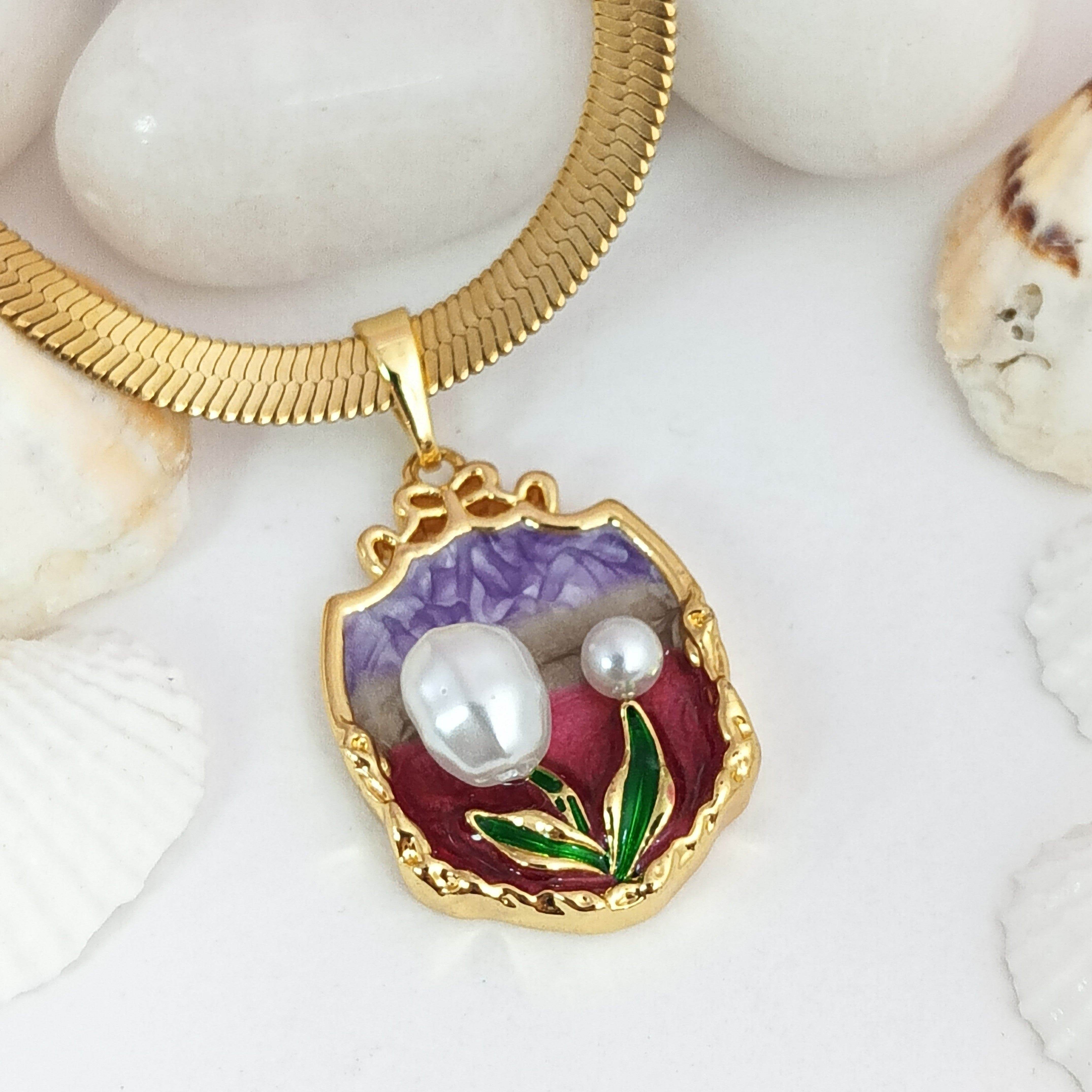 Elegant Pearl Bloom Pendant