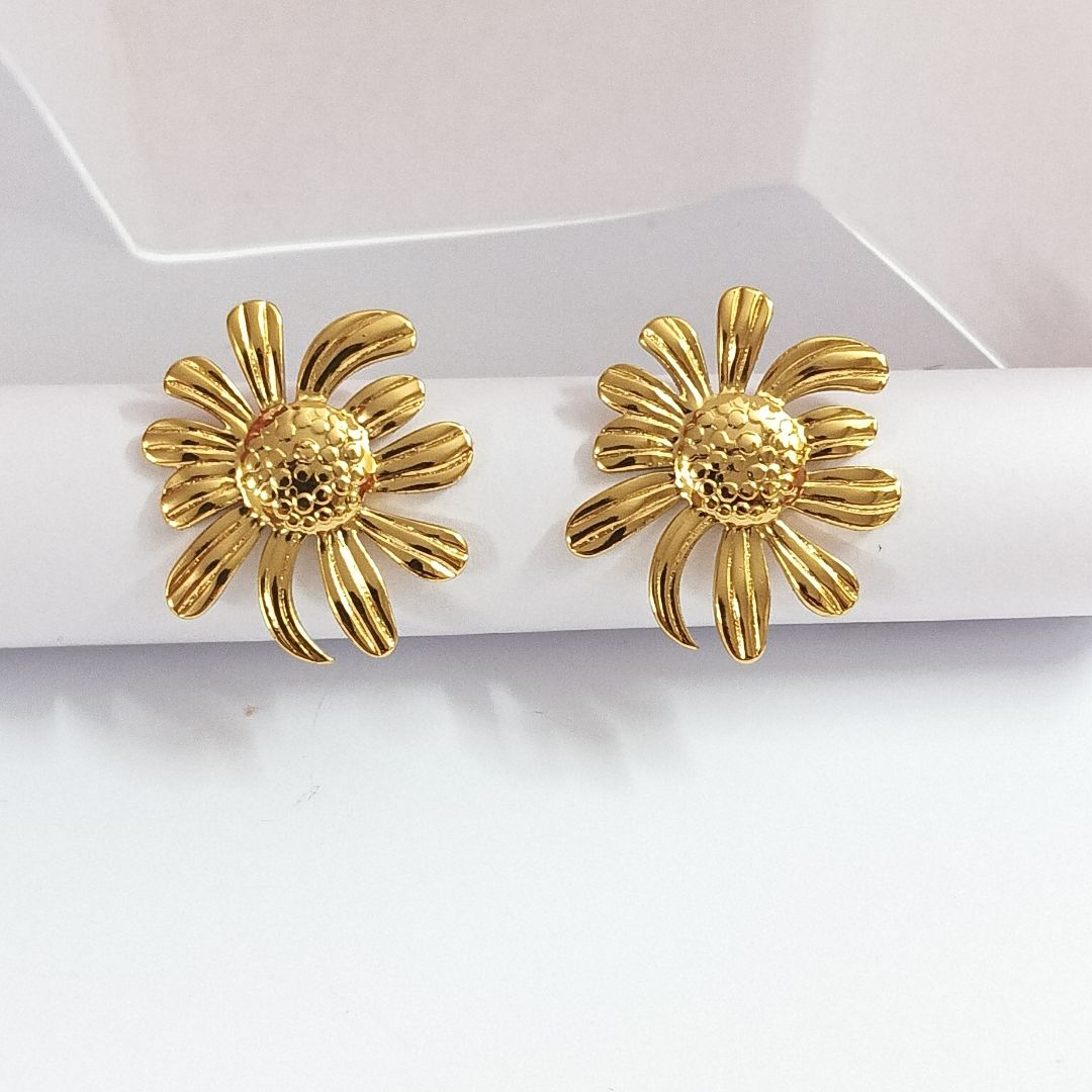 Floral Stud Earrings