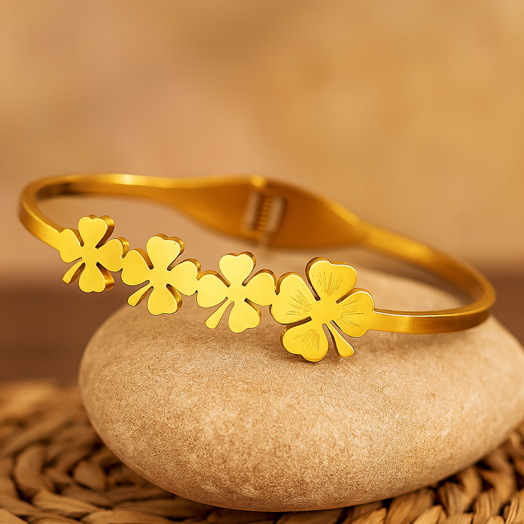 Elegant Flower Design Bracelet