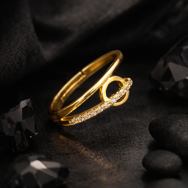 The Aura Circle Ring
