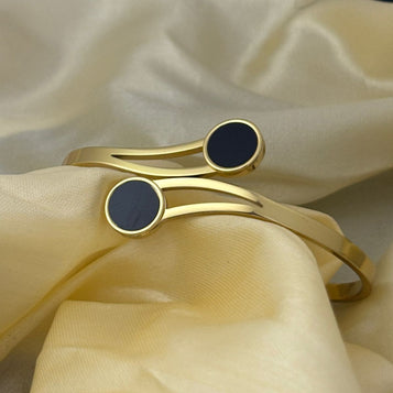 Elegant Gold Coil Bracelet