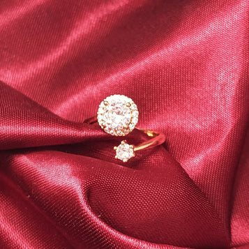 The Stellar Embrace Ring