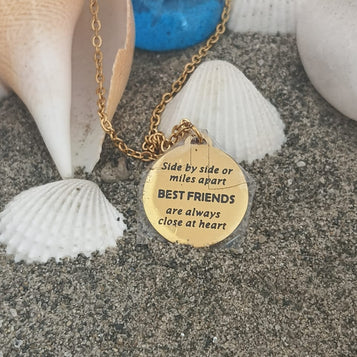 “Dear Gold Pendant – A Message Close to the Heart”