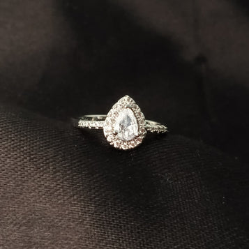 Amora Pear Ring